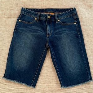 Tory Burch Cut-off Bermuda Denim Low Rose Shorts Size 28